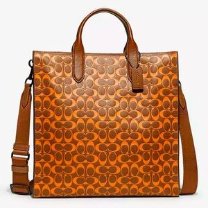 ORIGINAL COACH HANDBAG
Gotham Tall Tote In Signature Leather
SADDLE/PAPAYA